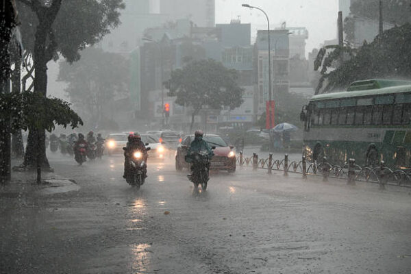 ऋषिकेश में मूसलाधार बारिश, ढालवाला जलमग्न
